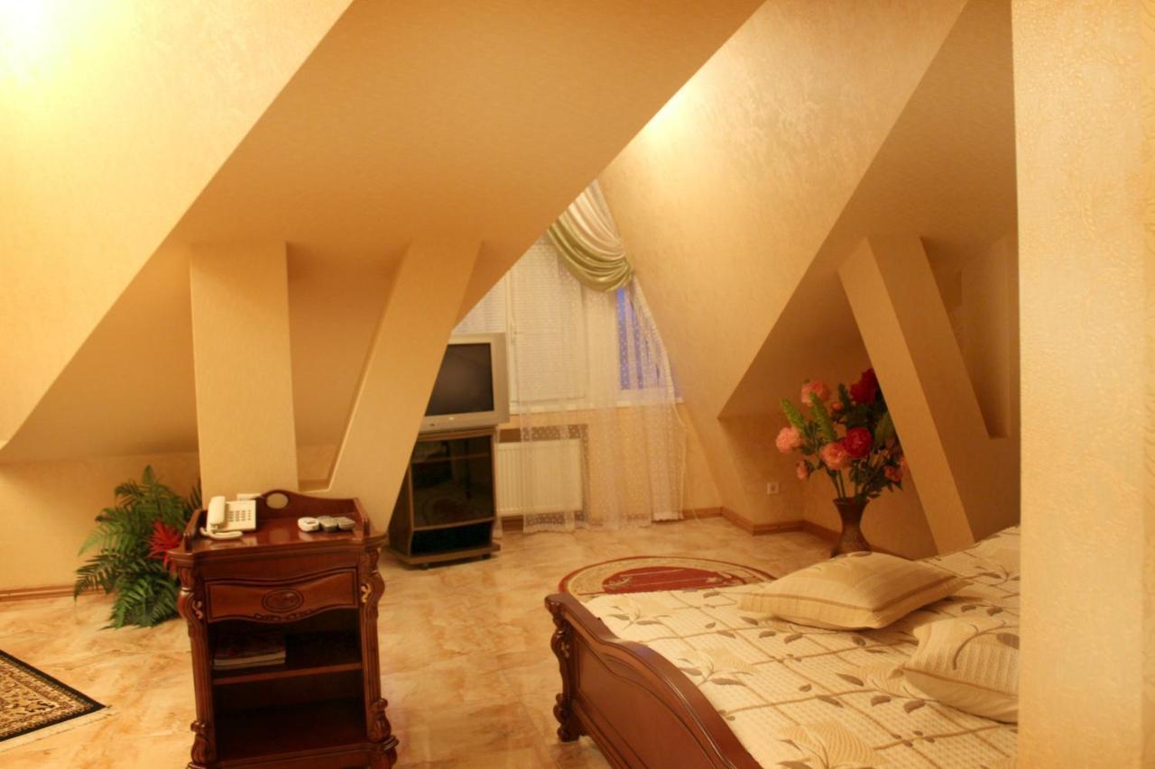 Hotel Ceasar Mykolaiv Exterior foto